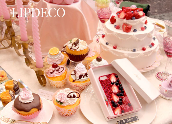 デザインフェスタVol.37:ウェディングケーキもあるよ