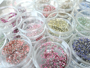 スワロフスキー・エレメント